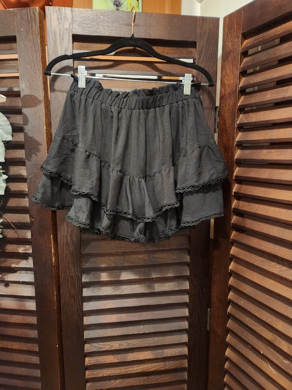 Tiered Ruffle Mini Skirt in Black